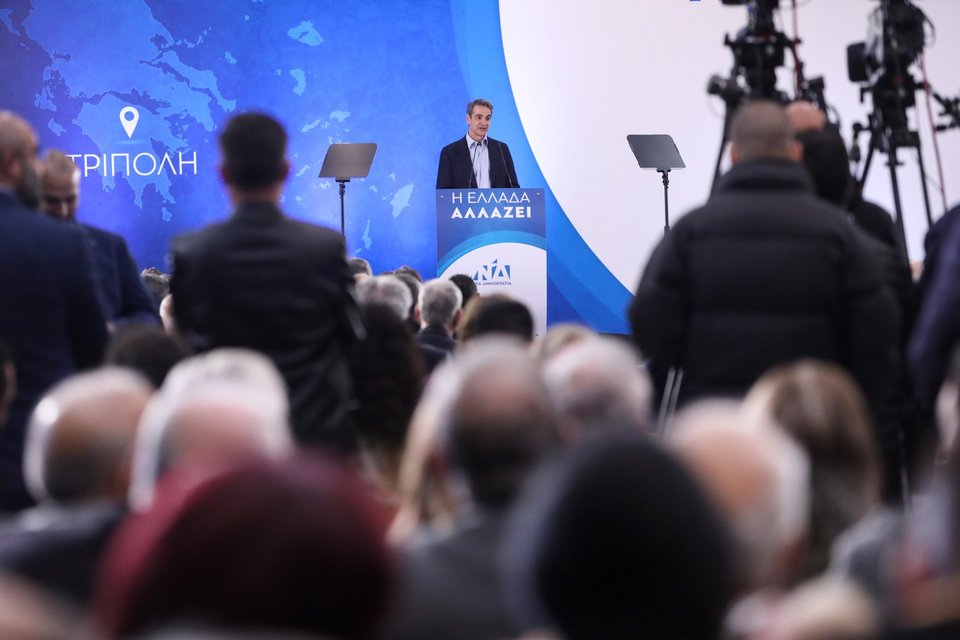  Ο πρωθυπουργός κατά την ομιλία του στην Τρίπολη / Φωτογραφία: Eurokinissi / Γιώργος Βιτσαράς  