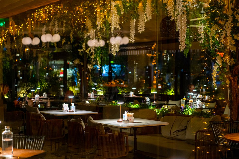 O κήπος του Artemis Athens Bistrot