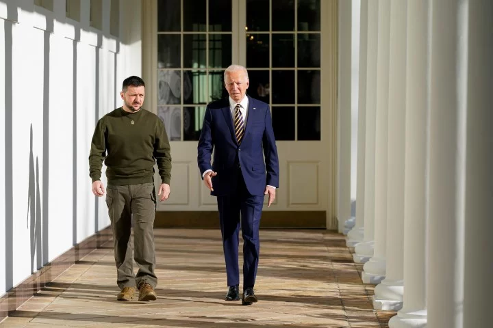 Τζο Μπάιντεν και Βολοντίμιρ Ζελένσκι στον Λευκό Οίκο / Φωτογραφία: AP Photo/Andrew Harnik