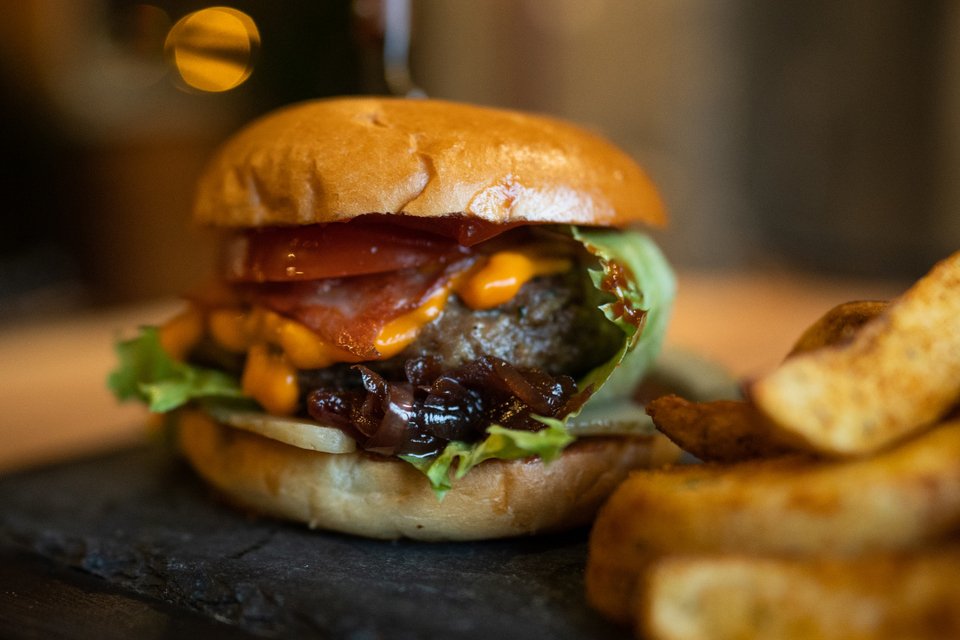 Μοναδικές γεύσεις και στο «αδερφάκ» του Upper/Φωτογραφία: Πάνος Μάλλιαρης  