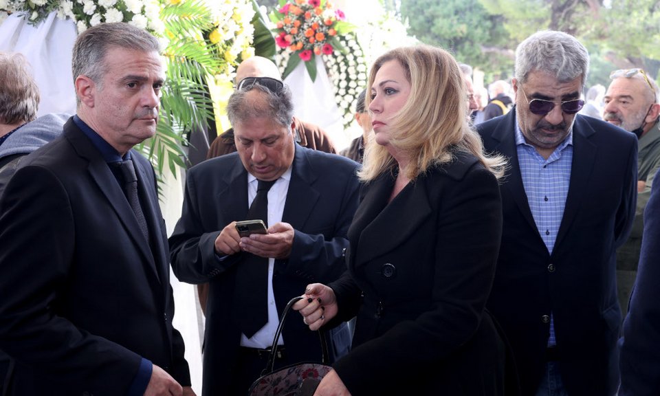 Ο Aντώνης Κατσαρός και η Άρια Αγάτσα / NDP