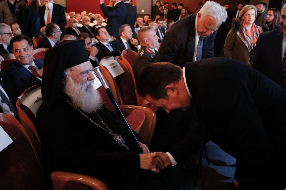 Νότης Μηταράκης, Αρχιεπίσκοπος Ιερώνυμος