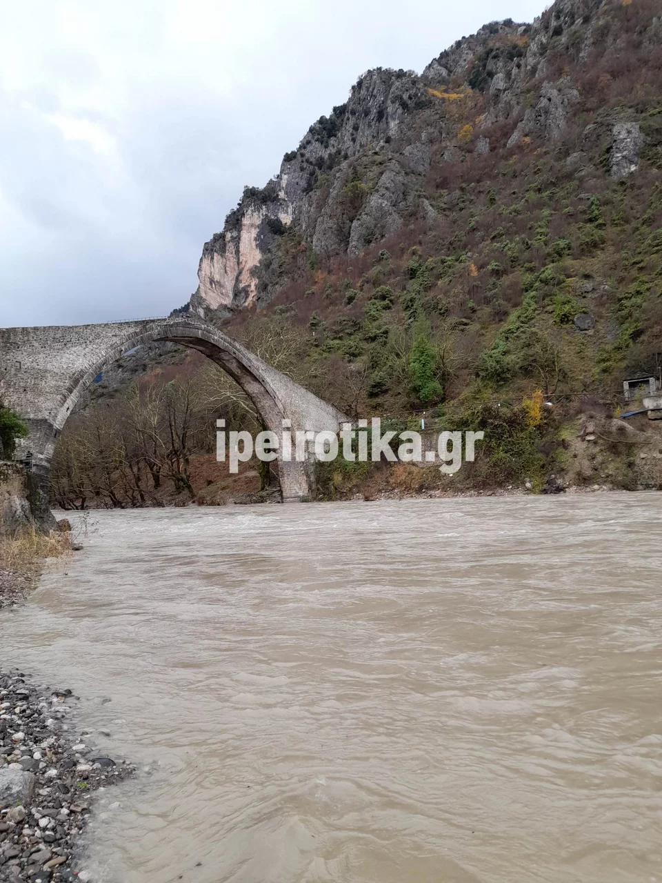 Φούσκωσαν τα ποτάμια από την κακοκαιρία