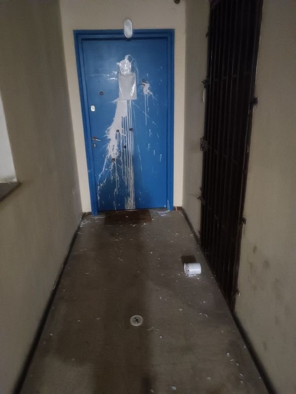 Επίθεση στα γραφεία της ΝΔ στον Βόλο
