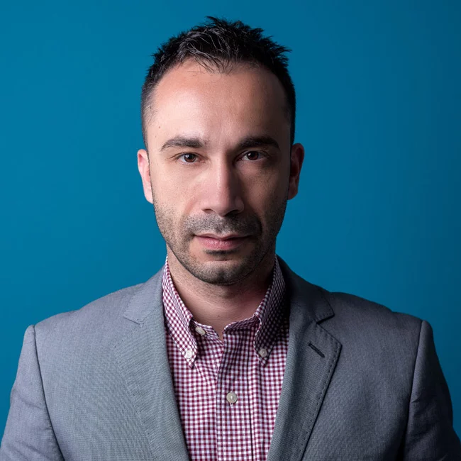 Ο Ντίνος Παπαδημητρίου