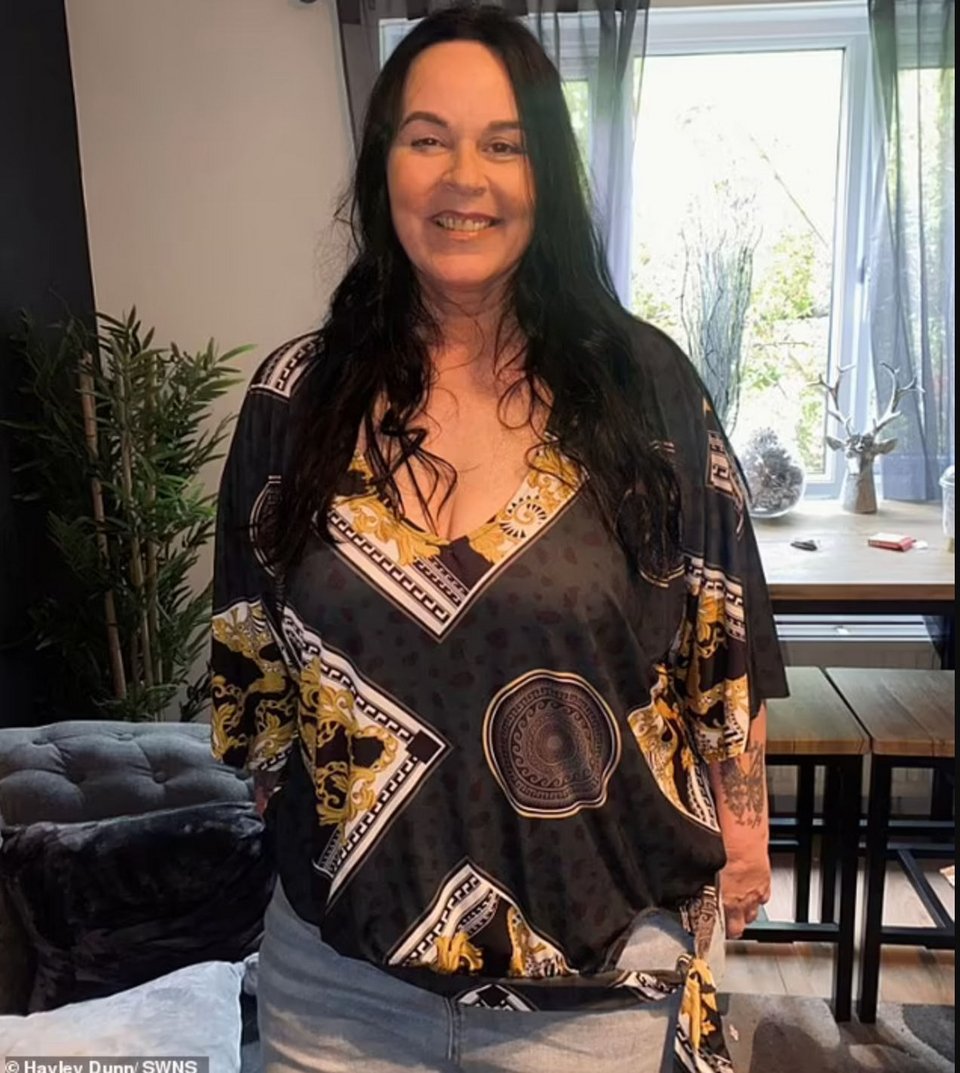 Η σύζυγος του παιδόφιλου