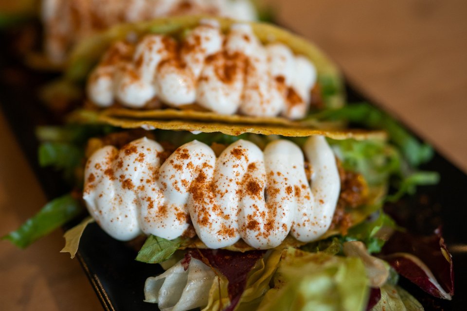 Ανακαλύψτε γεύσεις του ονείρου σε πιάτα που θα συνοδεύσουν άψογο το ποτό σας/Φωτογραφία: Πάνος Μάλλιαρης 