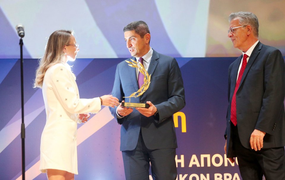 Η Αντιγόνη Ντρισμπιώτη, ο Γιώργος Αυγενάκης και ο Γιάννης Θεοδωρακόπουλος / Φωτογραφία: Intime-ΒΟΛΙΤΑΚΗΣ ΣΤΕΛΙΟΣ