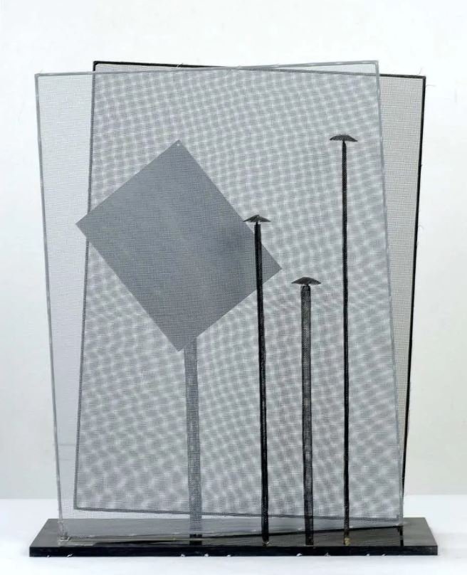 «Τετράγωνα και καμινάδες» του Γιώργου Ζογγολόπουλου. 