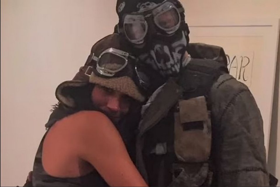 Ο πρίγκιπας Χάρι φόρεσε τη στολή του Mad Max / Dailystar-Netflix