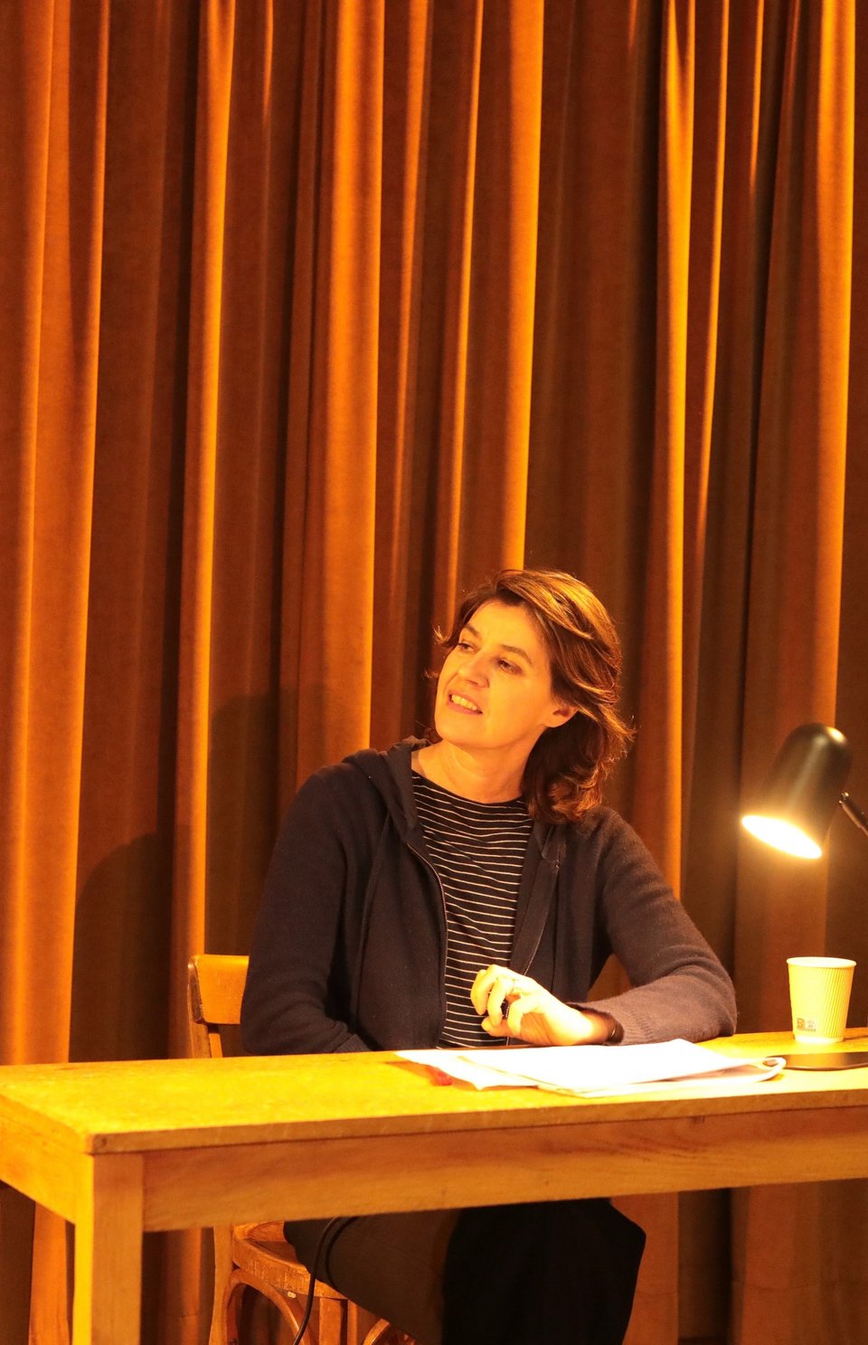 Η Ιρέν Ζακόμπ διαβάζει την Ελένη του Γιάννη Ρίτσου/ Polyvios Anemoyannis/ Hans Lucas