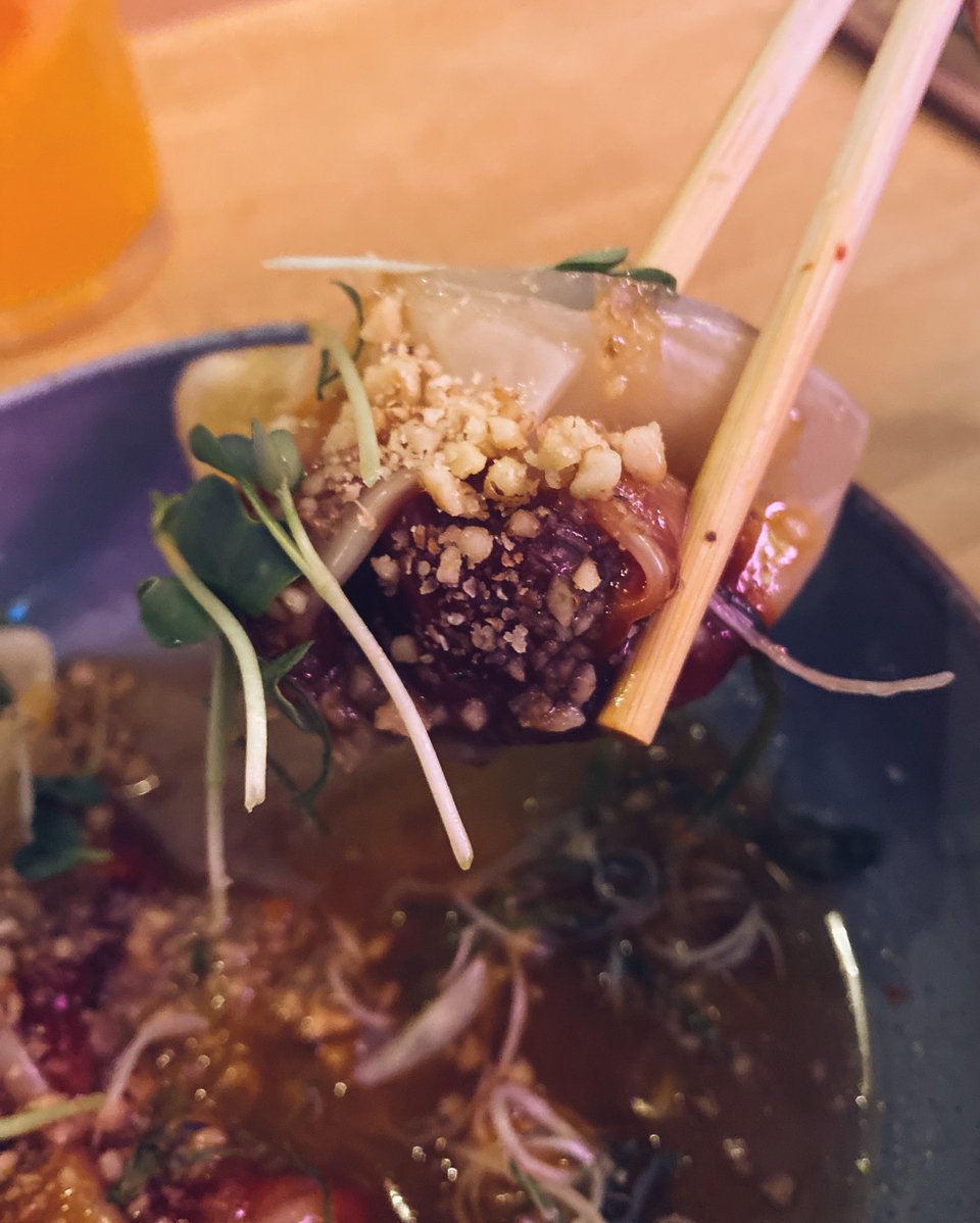 Τα dumplings με παντζάρι.