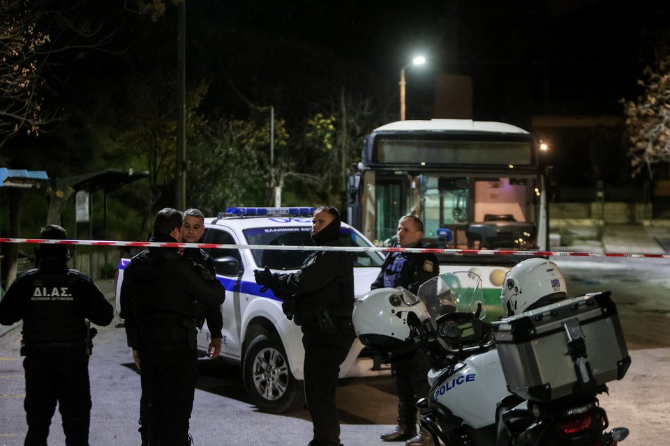 Ενέδρα με μολότοφ κατά αστυνομικών / Φωτογραφία: Eurokinissi