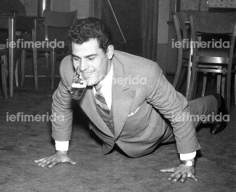 ΑΡΧΕΙΟ Σίμου Τσαπνίδη