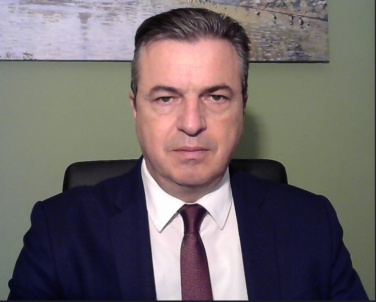 Ο δικηγόρος, Νικόλαος Αλεξανδρής