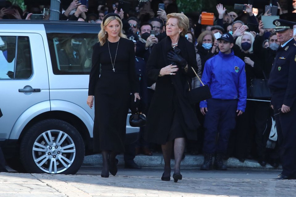Η Αννα Μαρία με την Μαρί Σαντάλ στη Μητρόπολη