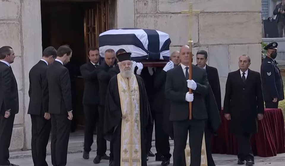 κηδεία τέως βασιλιάς κωνσταντίνος φωτογραφίες από την μητρόπολη και το τατόι