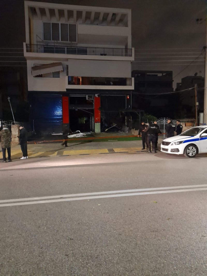 To πλυντήριο βρίσκεται στο ισόγειο πολυκατοικίας