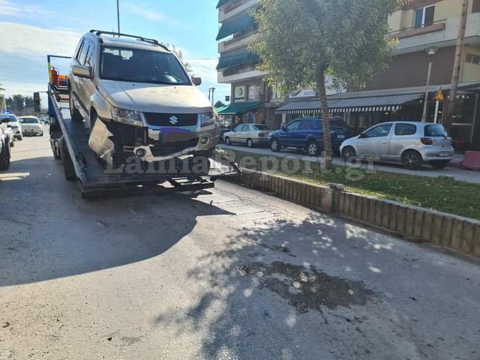 Καραμπόλα στο κέντρο της Λαμίας / lamiareport.gr