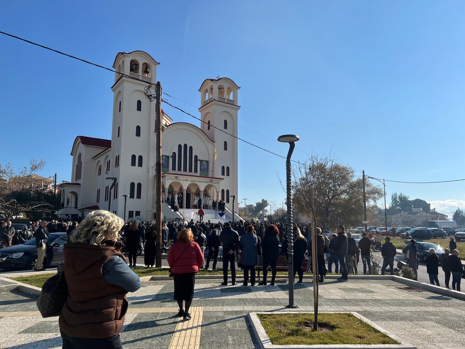 Κηδεία 18χρονου στο Αγρίνιο / Φωτογραφία: flamis