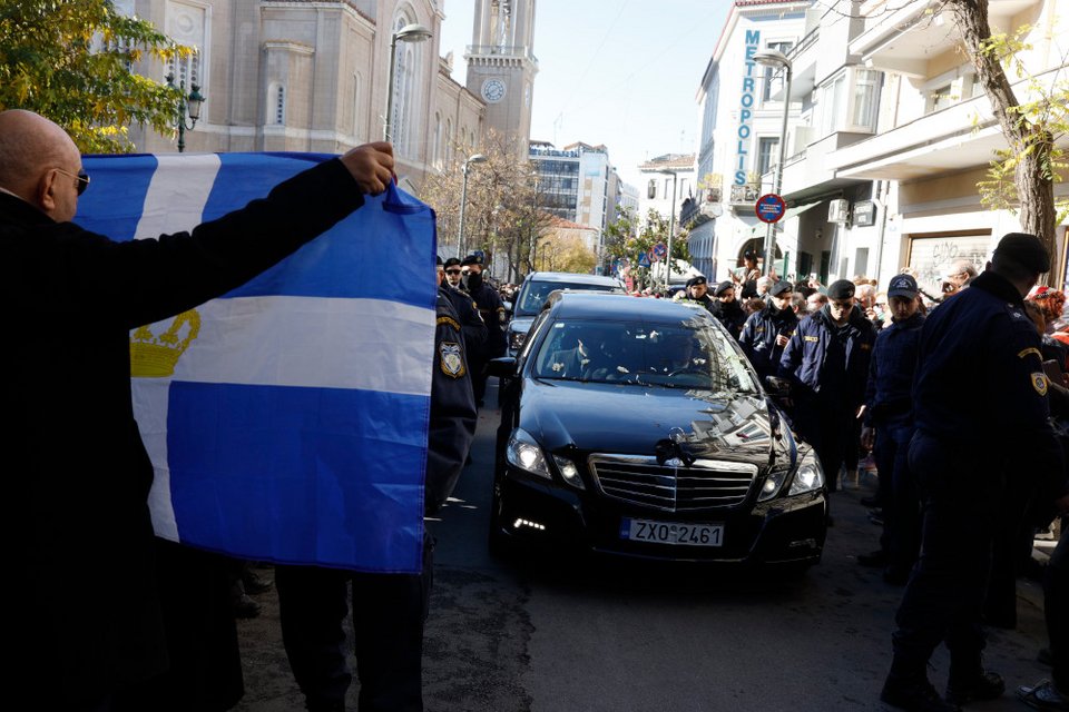 Στο Τατόι μεταφέρεται η σορός του τέως βασιλιά Κωνσταντίνου / EUROKINISSI