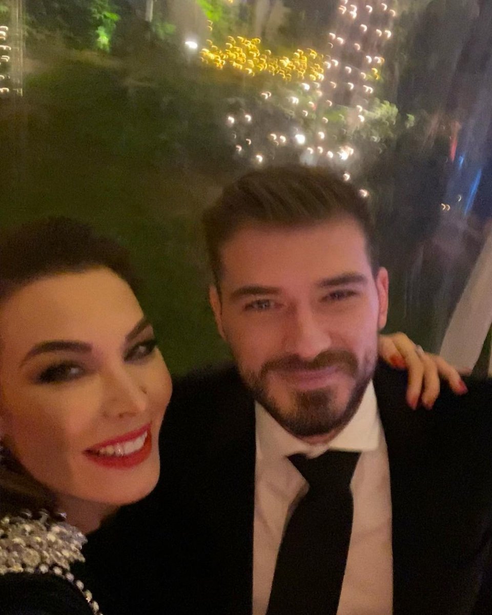 H Τατιάνα Στεφανίδου με τον Λάμπη Ευαγγελάτο.