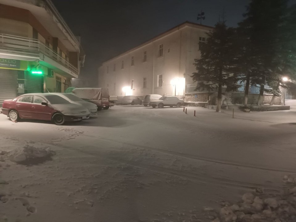 Χιόνια στη Λάρισα / larissanet.gr
