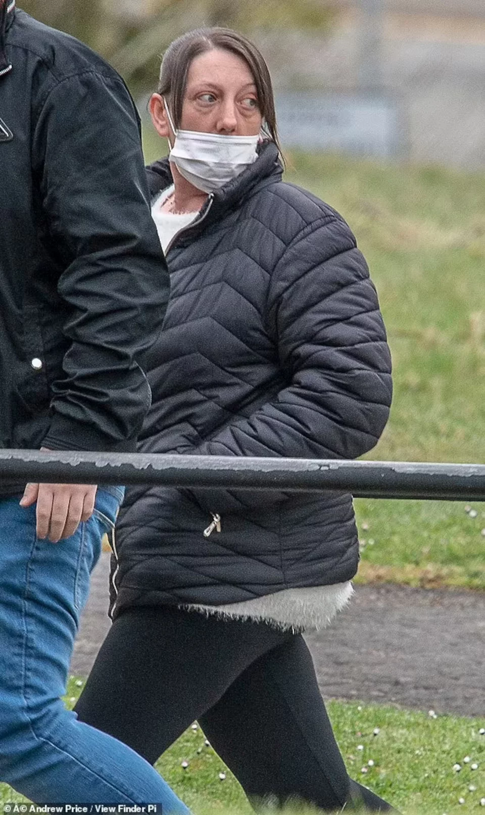 Βρετανία: Σοκ από τον θάνατο 16χρονης εξαιτίας "ακραίας παραμέλησης" - Έκανε την ανάγκη της στο πάτωμα, βρέθηκαν σκουλήκια στο κρεβάτι 6 mitera.jpg