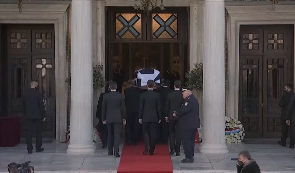 κηδεία τέως βασιλιάς κωνσταντίνος φωτογραφίες από την μητρόπολη και το τατόι