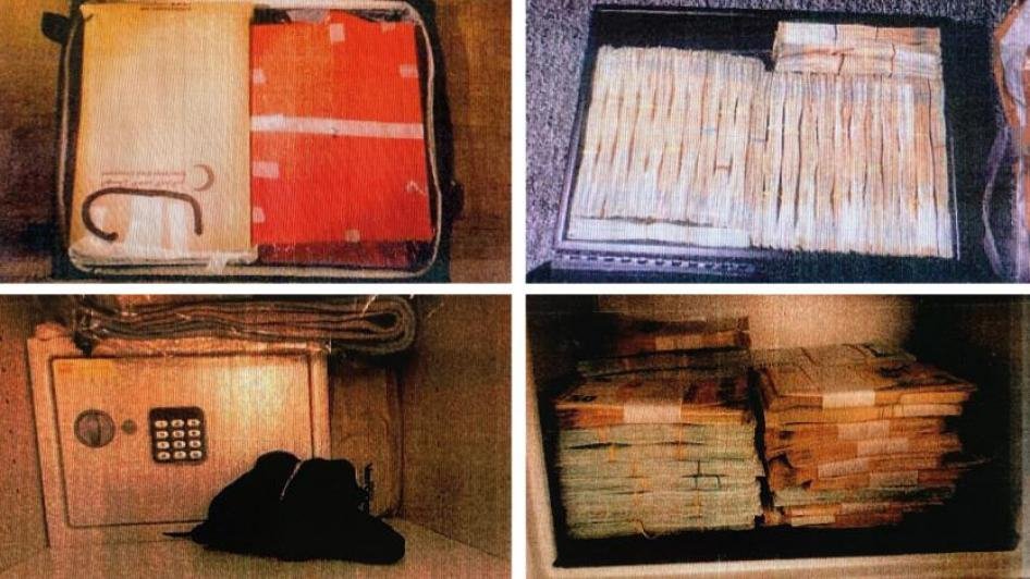Όσα βρήκαν οι Βέλγοι πράκτορες στο σπίτι του Παντσέρι / Φωτογραφία: Le Soir