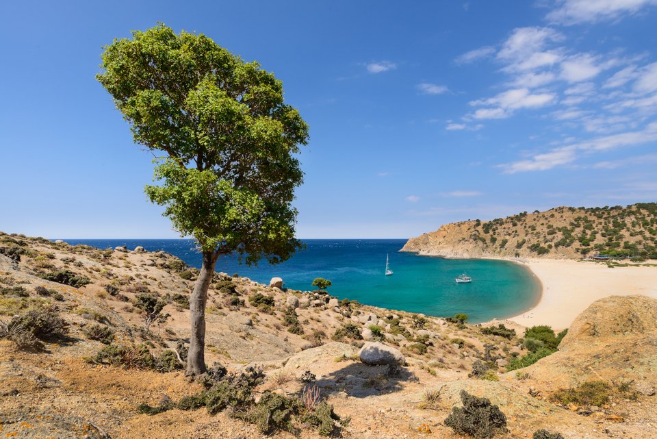 Η παραλία «Παχιά Άμμος» στη Σαμοθράκη