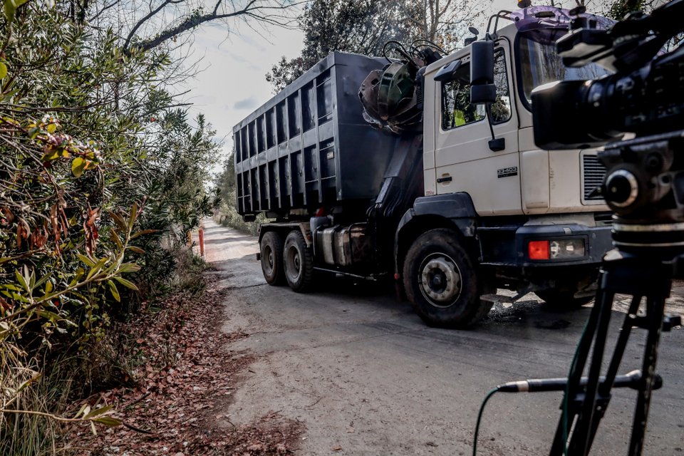 Ετοιμασίες στο Τατόι για την ταφή του τέως βασιλιά Κωνσταντίνου / EUROKINISSI
