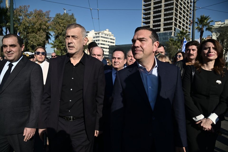 Ο Γιάννης Μόραλης με τον Αλέξη Τσίπρα