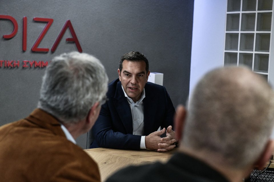 Συνάντηση του Αλέξη Τσίπρα με το προεδρείο του Φαρμακευτικού Συλλόγου Αττικής/ Φωτογραφία: ΤΑΤΙΑΝΑ ΜΠΟΛΑΡΗ/EUROKINISSI