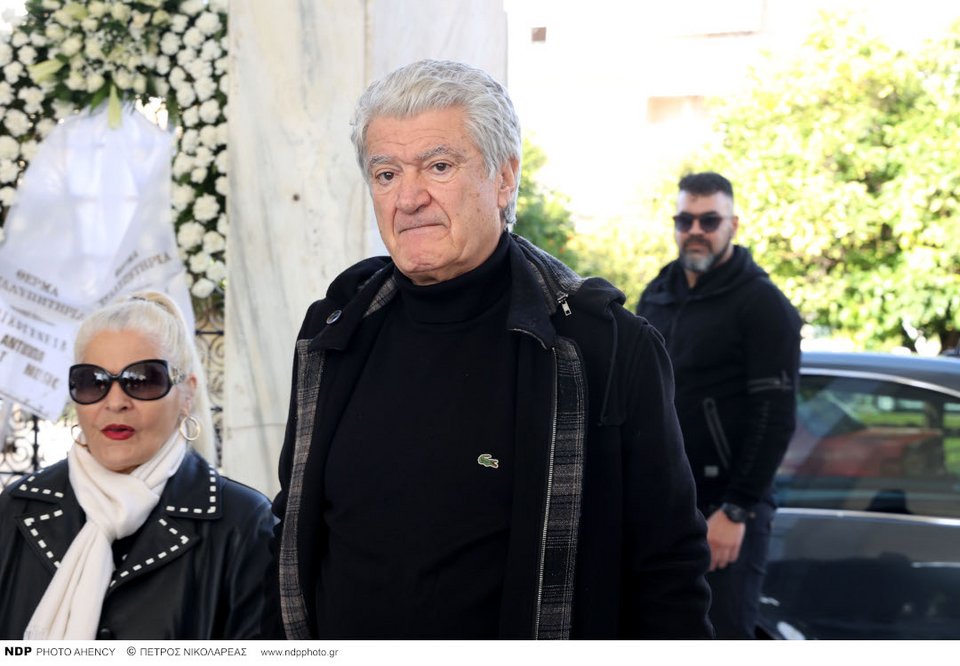 Ρήγας Αξελλός