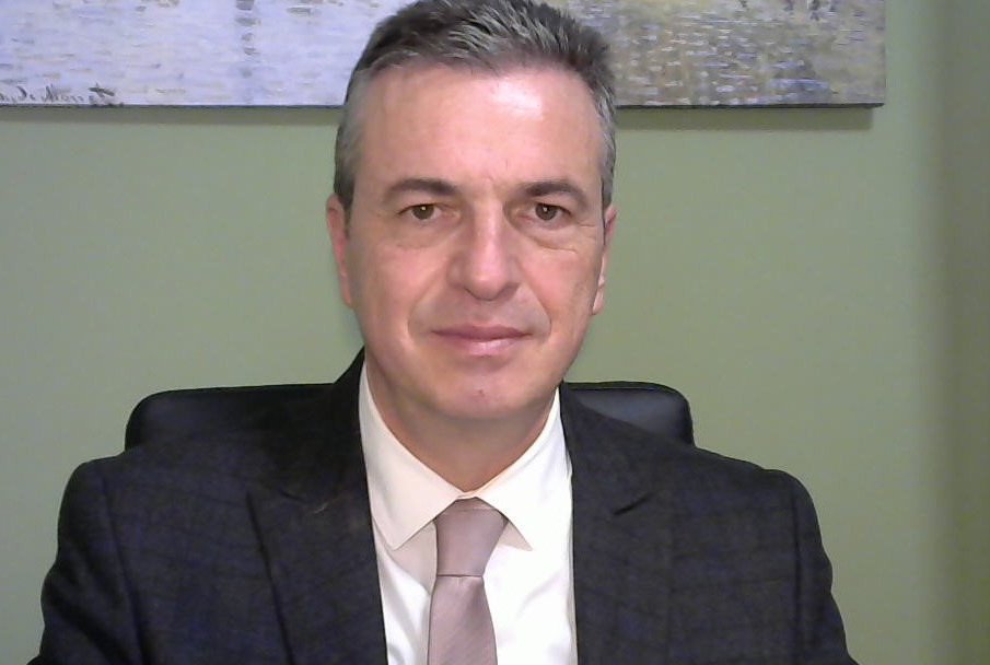 Ο δικηγόρος, Νίκος Αλεξανδρής