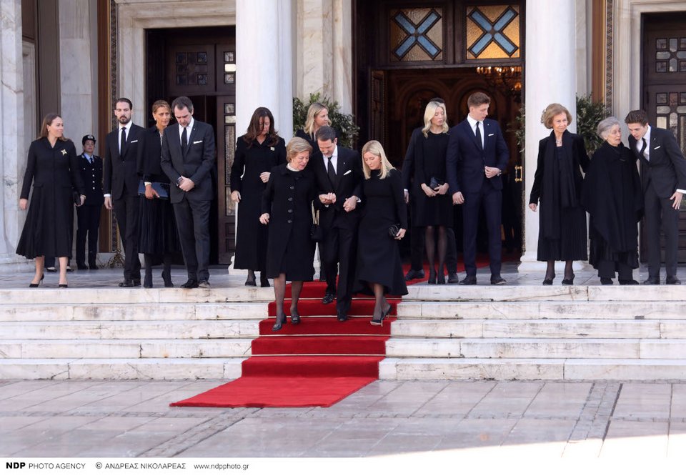Στη συνέχεια αναχώρησαν με προορισμό το Ιδρυμα Σταύρος Νιάρχος.
