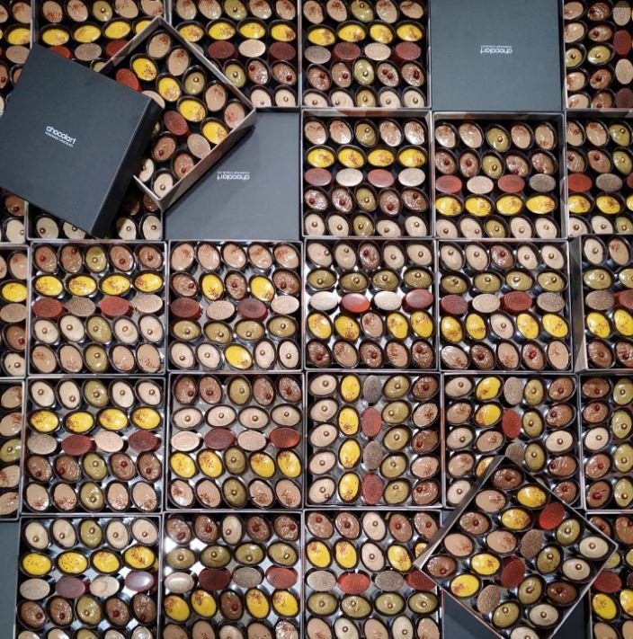 Oι χειροποίητες σοκολάτες της Ελευσίνας