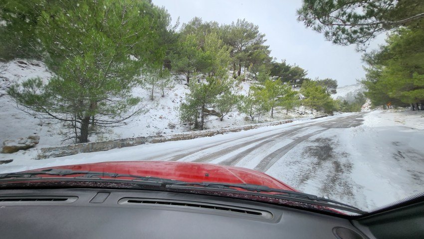 χιονι