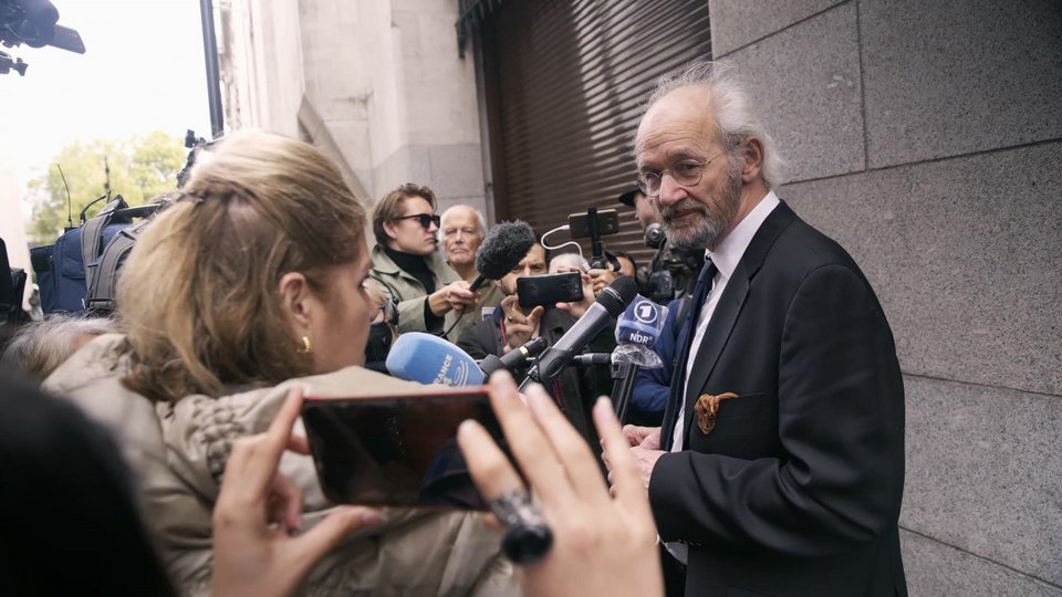 πατερας ασανζ