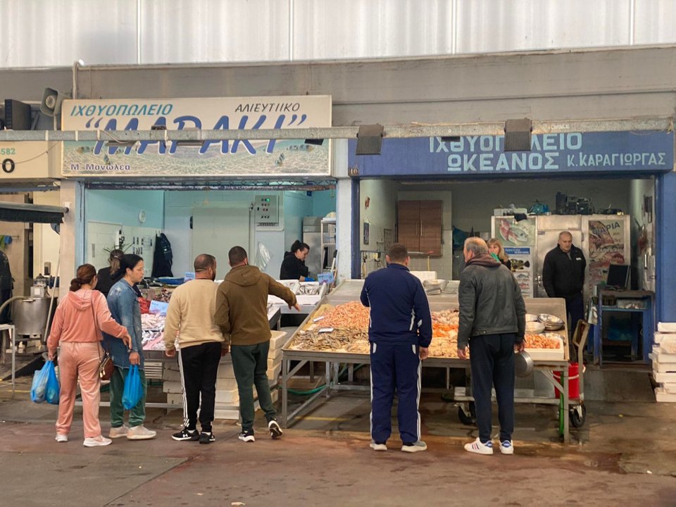 Εικόνα από τα ιχθυοπωλεία στην κεντρική αγορά της Καλαμάτας/ Πηγή: ΕΡΤ