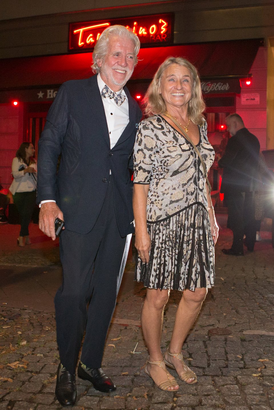 Η μητέρα του Λεονάρντο ντι Κάπριο με τον σύντροφό της 