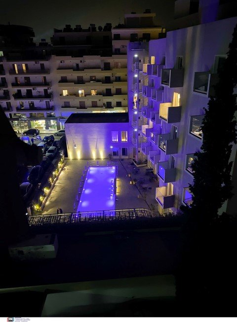 Το ξενοδοχείο απ' όπου έπεσε ο 18χρονος στο κενό -Φωτογραφία: Intimenews/ΑΛΕΞΟΠΟΥΛΟΣ ΑΝΔΡΕΑΣ