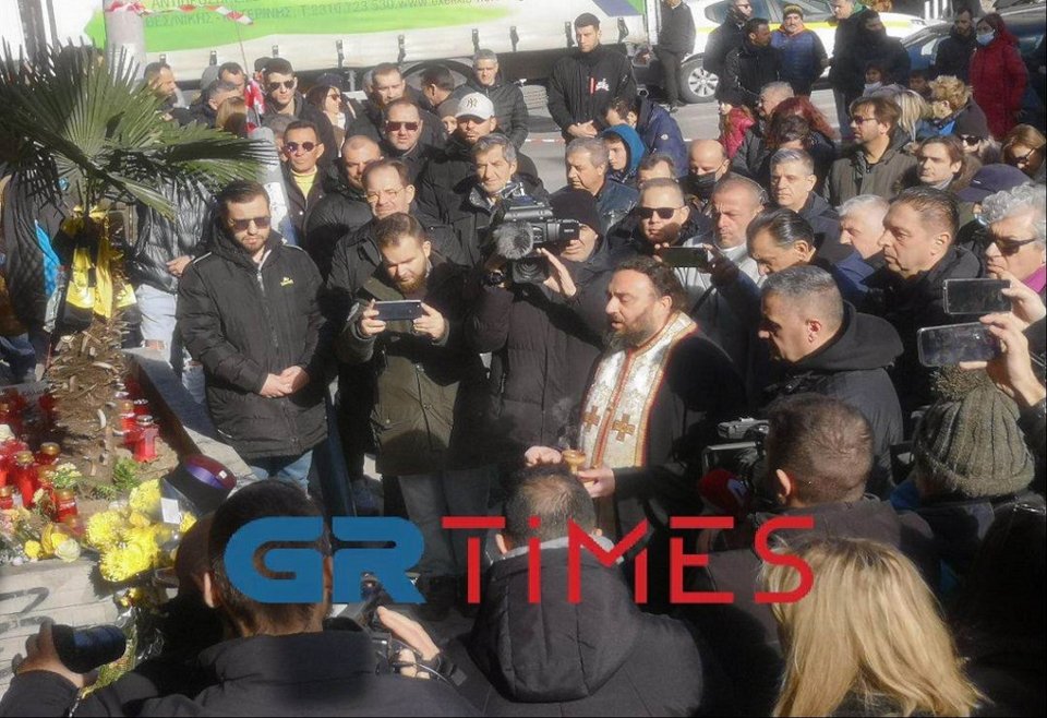 Τρισάγιο στη μνήμη του Άλκη Καμπανού/ Φωτογραφία: GRTimes.gr