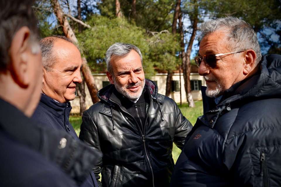 Επιθεώρηση στα Λουτρά