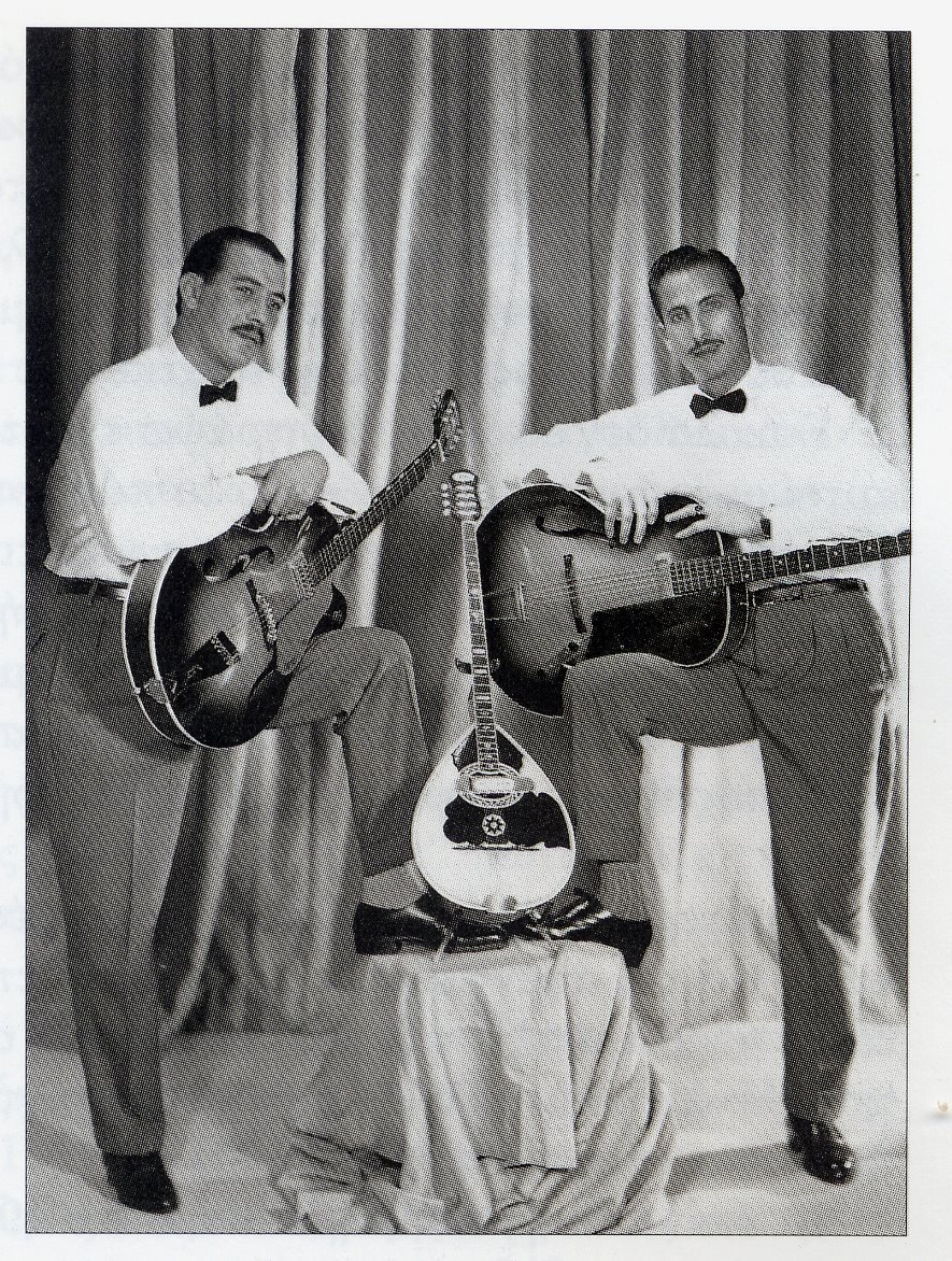 Ο Μπέμπης με τον Στέλιο Σουγιουλτζή / Φωτογραφία από το αρχείο της σελίδας «Δημήτρης Μπέμπης Στεργίου» στο Facebook