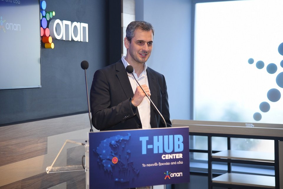 Ο Chief Retail Officer του ΟΠΑΠ, Ηλίας Κατσαρός Ο Διευθύνων Σύμβουλος του ΟΠΑΠ, Γιαν Κάρας 