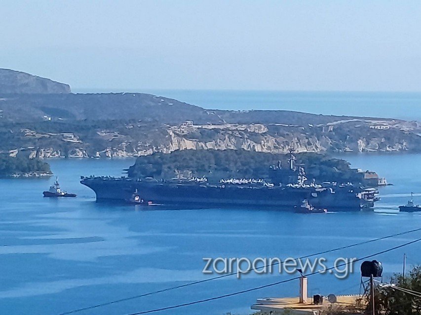 Το αεροπλανοφόρο του αμερικανικού Ναυτικού (USN), USS George H.W. Bush, στη Σούδα / zarpanews.gr