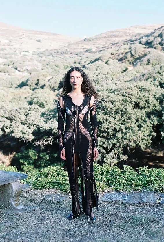 Φόρεμα από το πρότζεκτ Hydroessa’s Dowry στην Τήνο