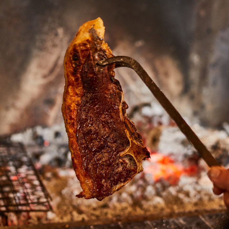 Κρέας στο εστιατόριο Basegrill στο Περιστέρι / Φωτοραφία: basegrillathens/Instagram